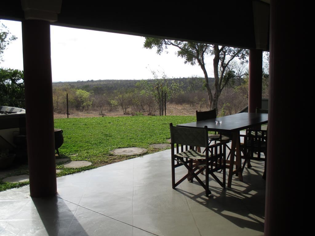 Tingala Lodge - Bed In The Bush Phalaborwa Exterior foto