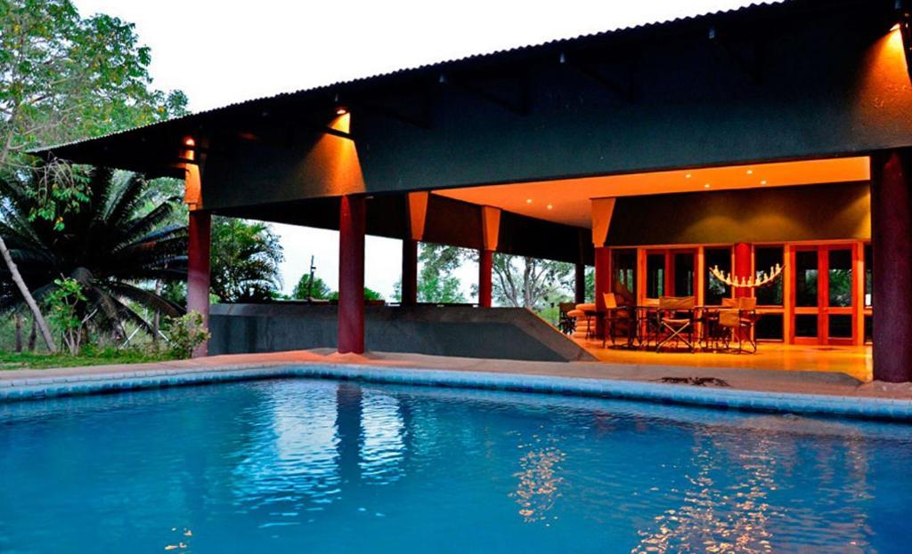 Tingala Lodge - Bed In The Bush Phalaborwa Exterior foto